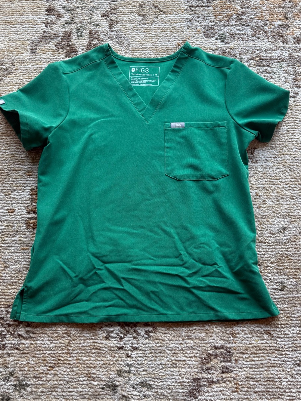 FIGS ICG green scrub top - XS